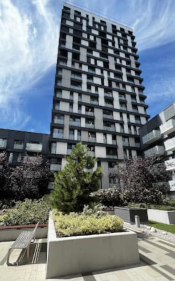 Residence Garden Tower - Parking Прага Екстер'єр фото