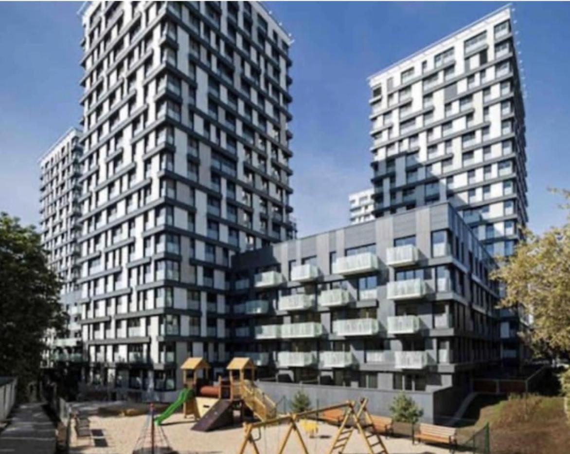Residence Garden Tower - Parking Прага Екстер'єр фото
